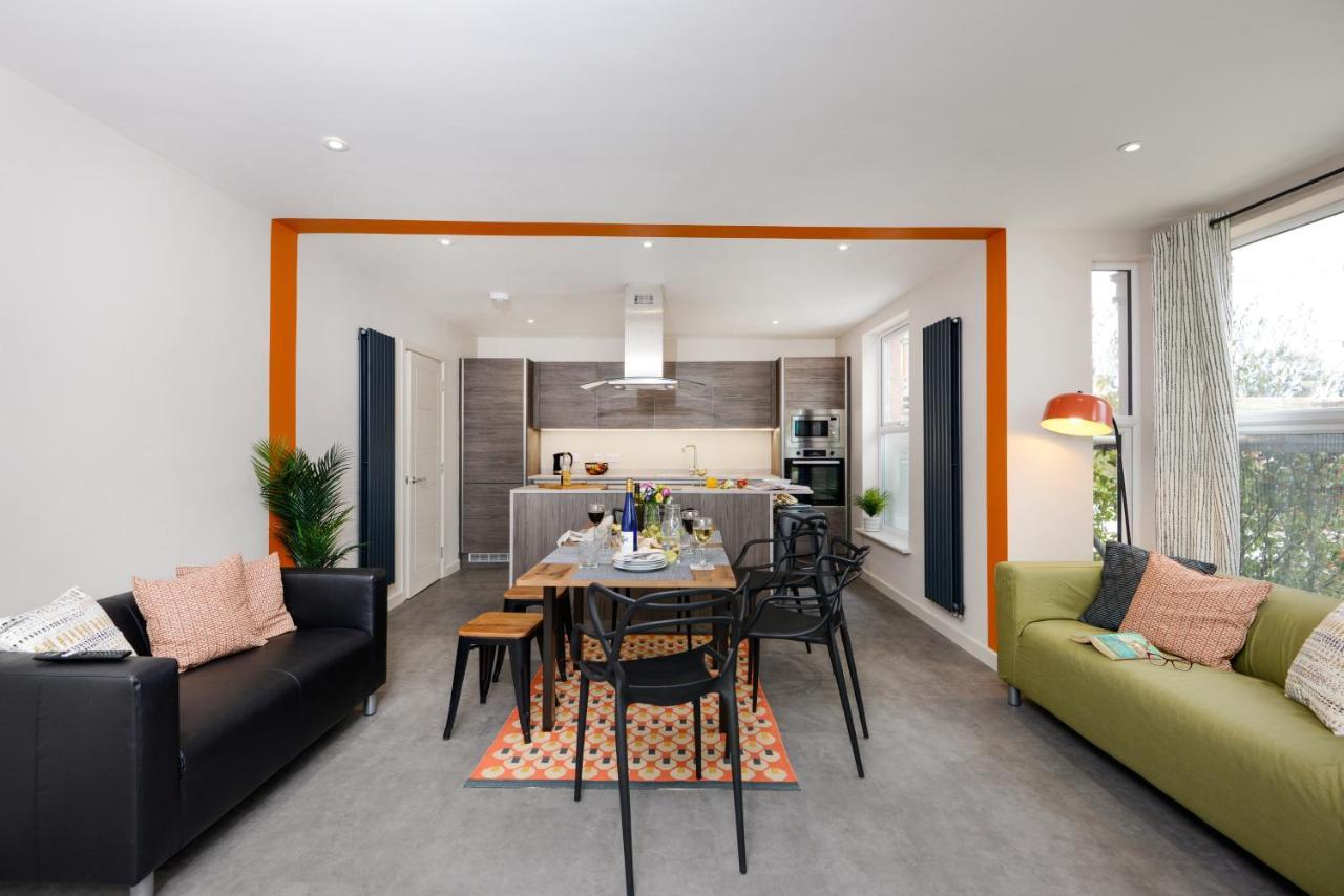Apartment Three - Free Private Car Park - Sleeps 6 - 3 Shower Rooms - By Ocean City Retreats Плимът Екстериор снимка