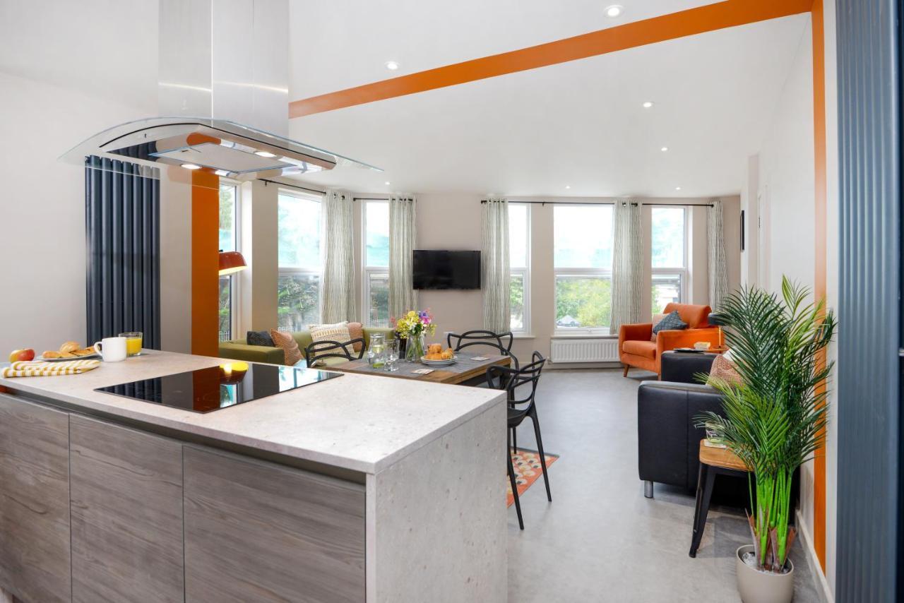 Apartment Three - Free Private Car Park - Sleeps 6 - 3 Shower Rooms - By Ocean City Retreats Плимът Екстериор снимка